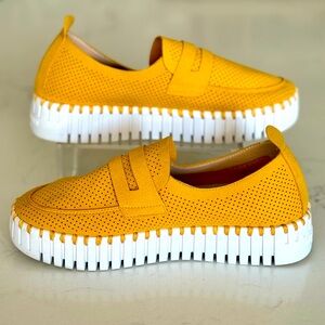 Ilse Jacobsen Platform Tulip Loafer Slip On Goldenrod Size US 7.5 EU 38